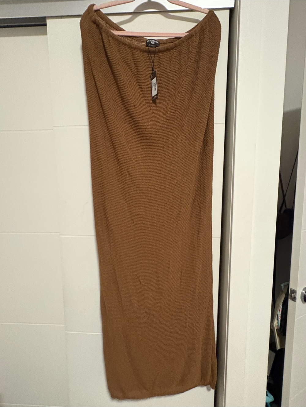 *4 for $30* PrettyLittleThing Brown Knit Maxi Skirt
